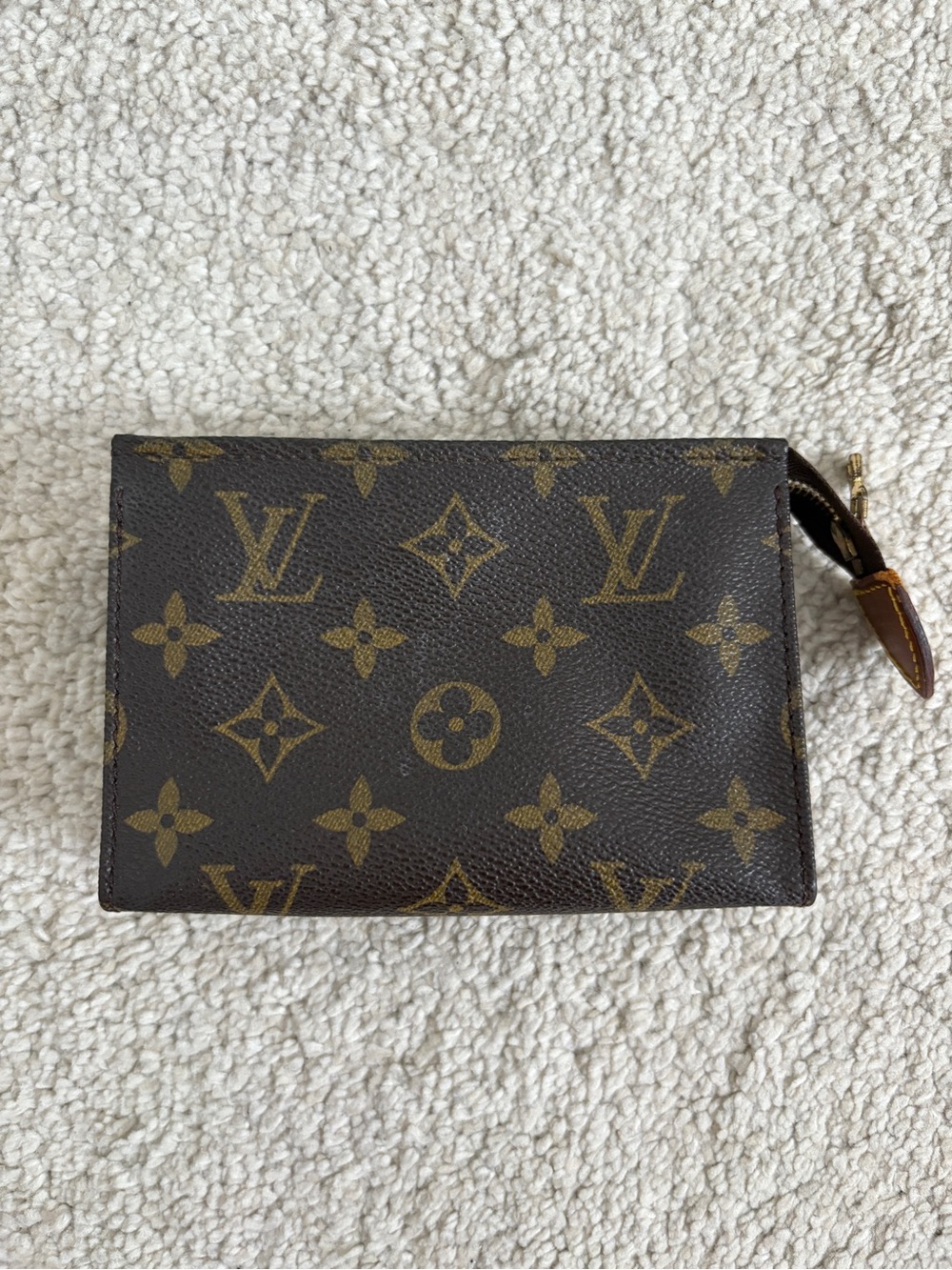 Authentic Louis Vuitton Vintage Monogram Canvas Toiletry Pouch 15